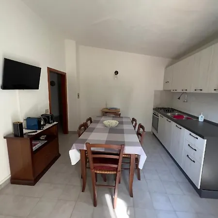 Putzurile House *
