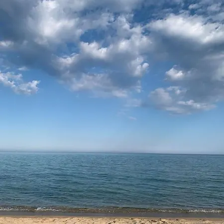 Putzurile House 奥罗塞伊